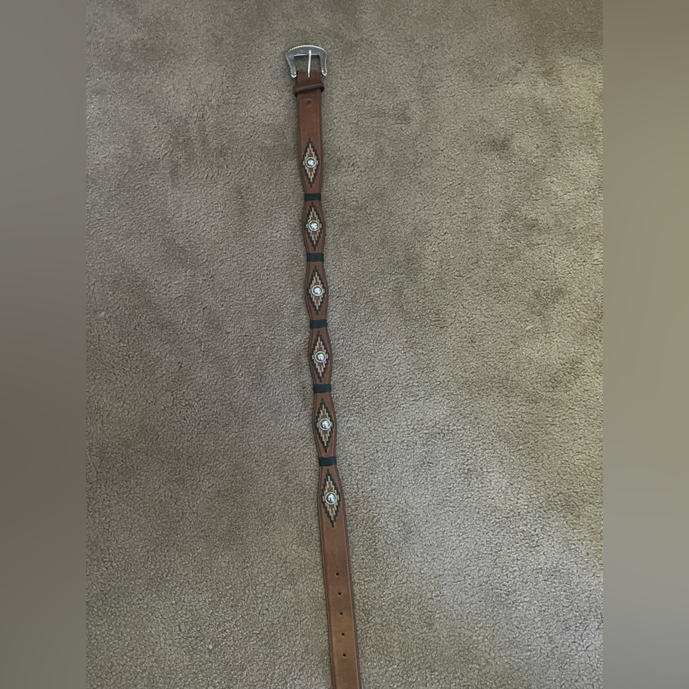 woman’s belt